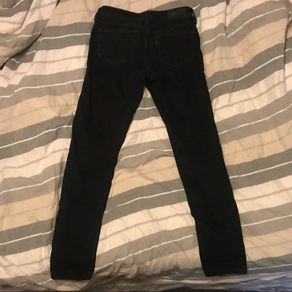 Levi’s Black skinny jeans